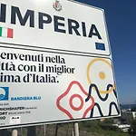 Hébergement de vacances Casa Ginni Con Piscina E Giardino