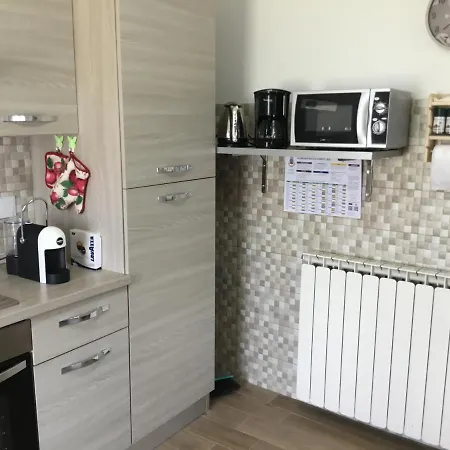 Casa Ginni Con Piscina E Giardino Caravonica