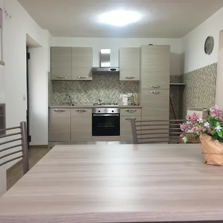 Casa Ginni Con Piscina E Giardino Caravonica