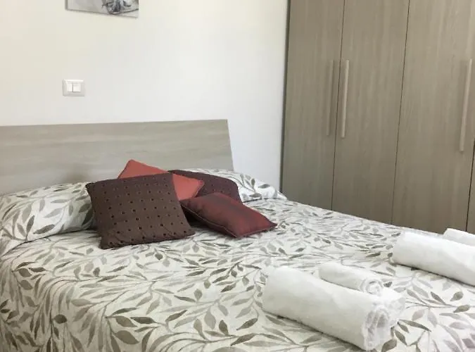 Feriehus Casa Ginni Con Piscina E Giardino Caravonica