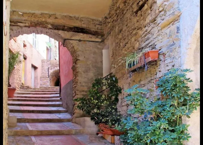 Casa Ginni Con Piscina E Giardino Vakantiehuis *